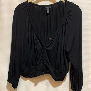 SOMA CROPPED KNIT TOP SZ M BUTTON FRONT BLACK